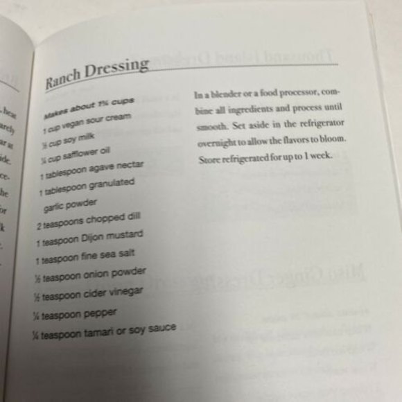 Skinny B*tch in‎ the Kitch : Solutions for Hungry Girls Cook book weight loss - Picture 8 of 8